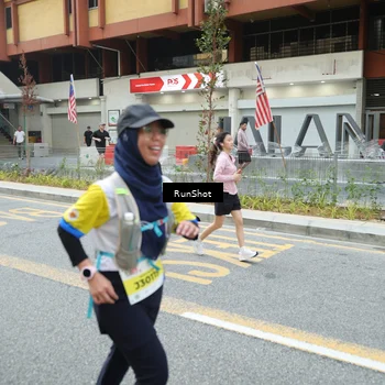 Runner Photo 4590250