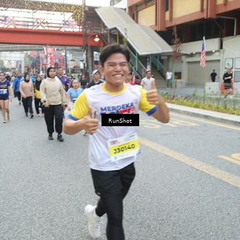 Runner Photo 4590254