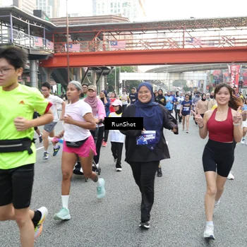 Runner Photo 4590293