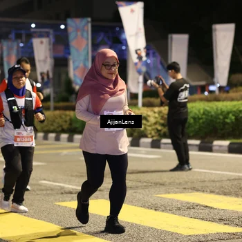 Runner Photo 4590359