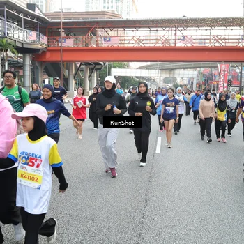 Runner Photo 4590374
