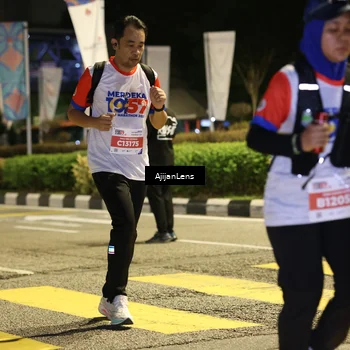 Runner Photo 4590415