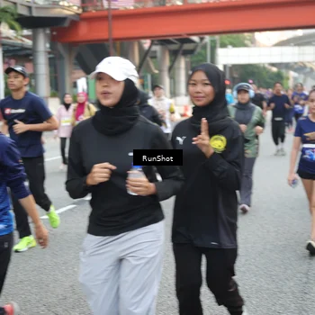 Runner Photo 4590420