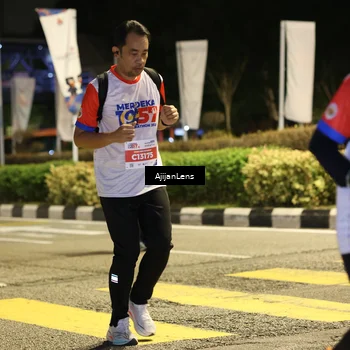 Runner Photo 4590445