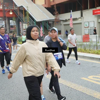Runner Photo 4590453