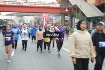 Runner Photo 4590455