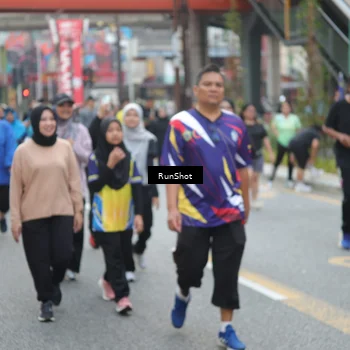 Runner Photo 4590483