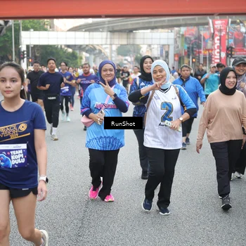 Runner Photo 4590539