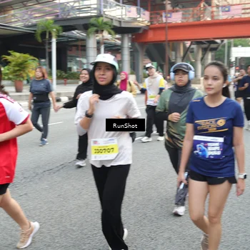 Runner Photo 4590567