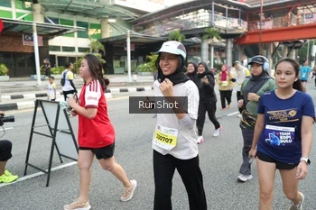 Runner Photo 4590597