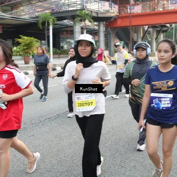 Runner Photo 4590608