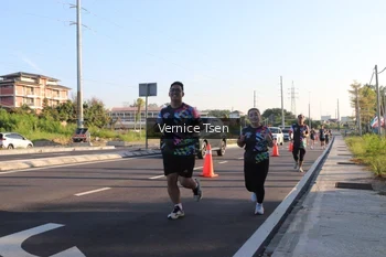Runner Photo 4590616