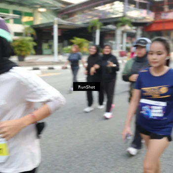 Runner Photo 4590647