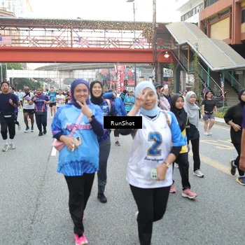 Runner Photo 4590649