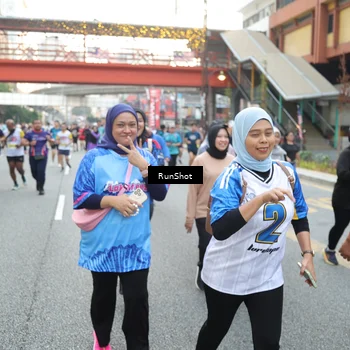 Runner Photo 4590669