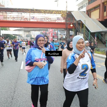 Runner Photo 4590675