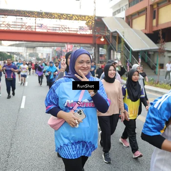 Runner Photo 4590718