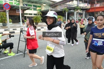 Runner Photo 4590794