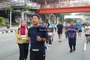 Runner Photo 4590848