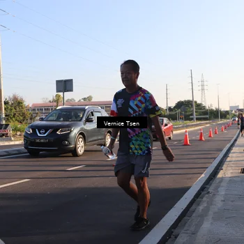 Runner Photo 4590960