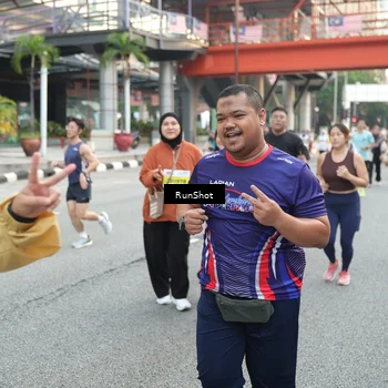 Runner Photo 4590974
