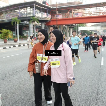Runner Photo 4591309