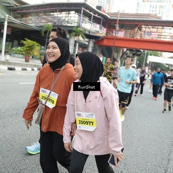 Runner Photo 4591345