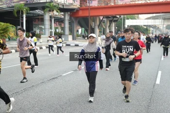Runner Photo 4591521