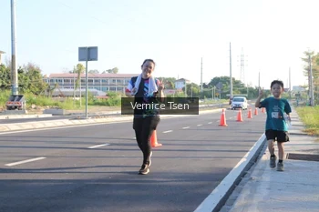 Runner Photo 4591535