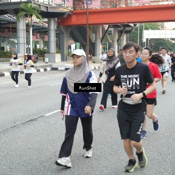Runner Photo 4591561