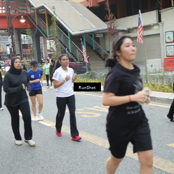 Runner Photo 4591570