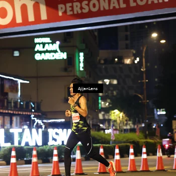 Runner Photo 4591613