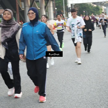 Runner Photo 4591656