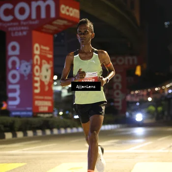 Runner Photo 4591668