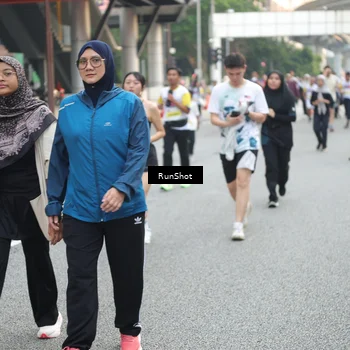 Runner Photo 4591669
