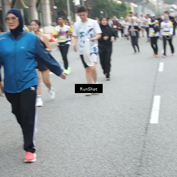 Runner Photo 4591684