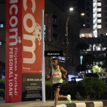 Runner Photo 4591693