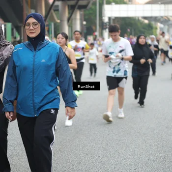 Runner Photo 4591697