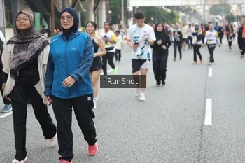 Runner Photo 4591700