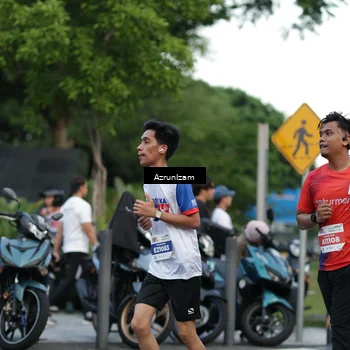 Runner Photo 4591710