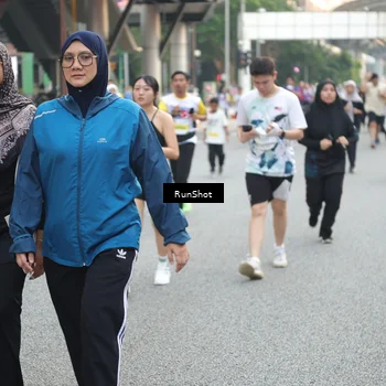Runner Photo 4591738