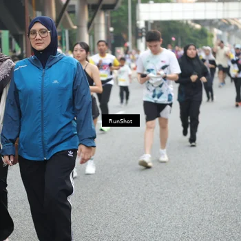Runner Photo 4591763