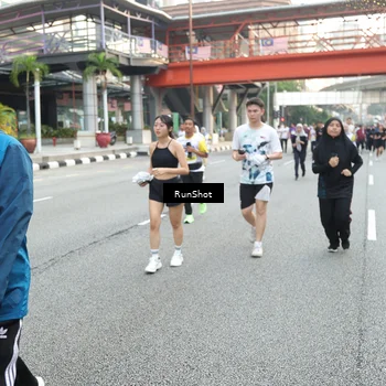 Runner Photo 4591834