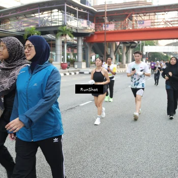Runner Photo 4591842