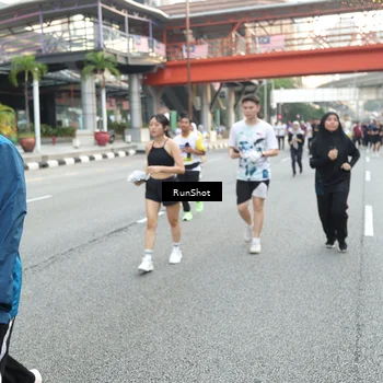 Runner Photo 4591851