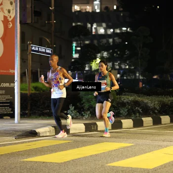 Runner Photo 4592002