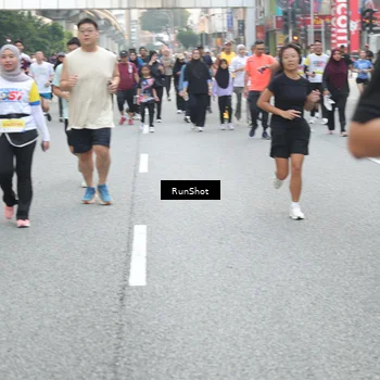 Runner Photo 4592101