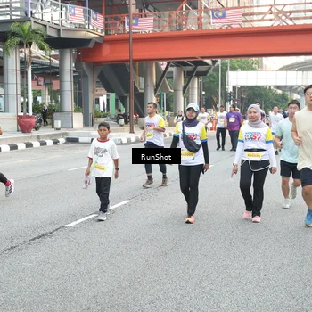 Runner Photo 4592141