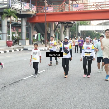 Runner Photo 4592146