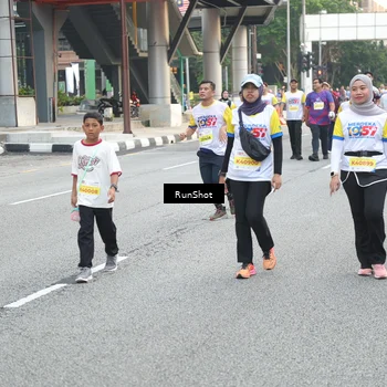 Runner Photo 4592151
